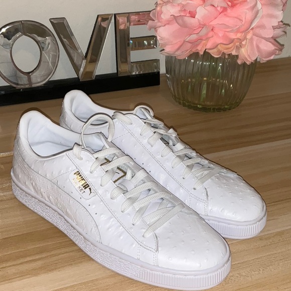 🚨NEW🚨 Puma sneakers size 10.5 - Picture 2 of 5